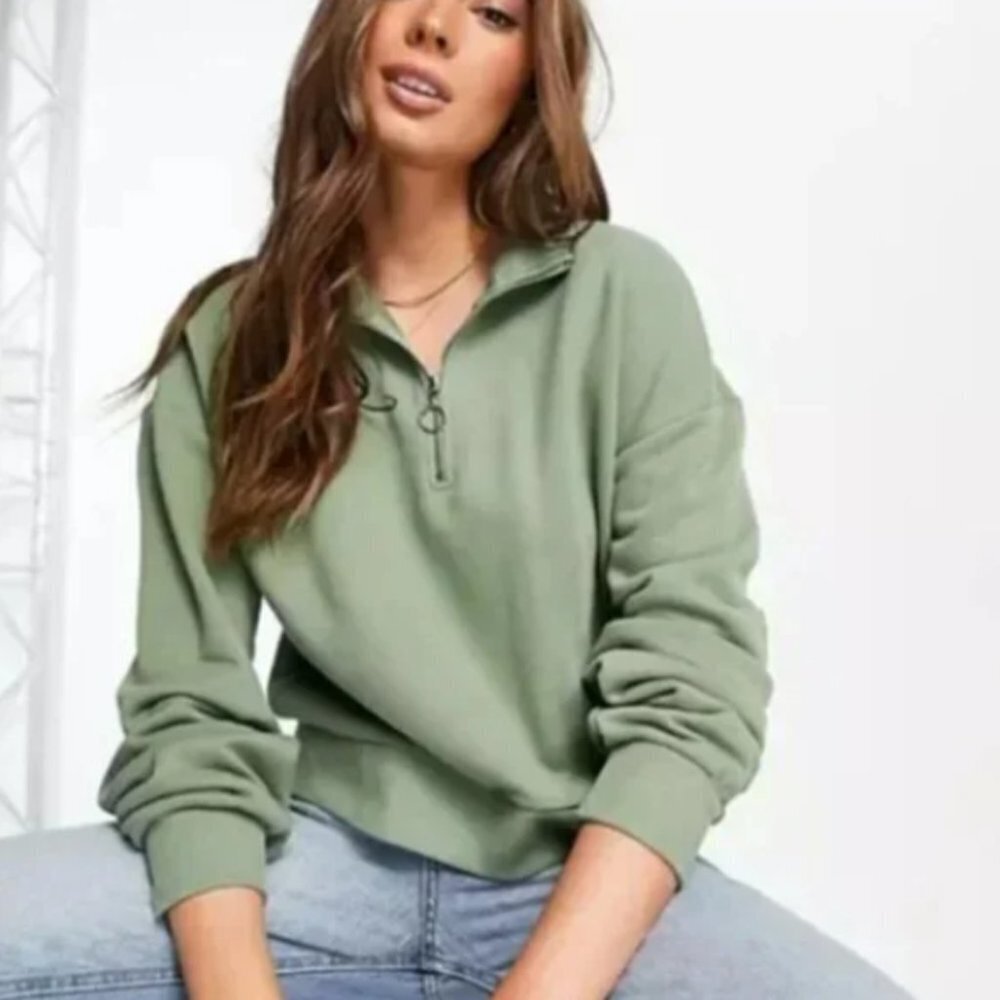 Stradivarius Women's Mock Neck Half Zip Cropped Sweatshirt - XS